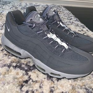 Nike Air Max 95 - Cool Grey - Size 10.5